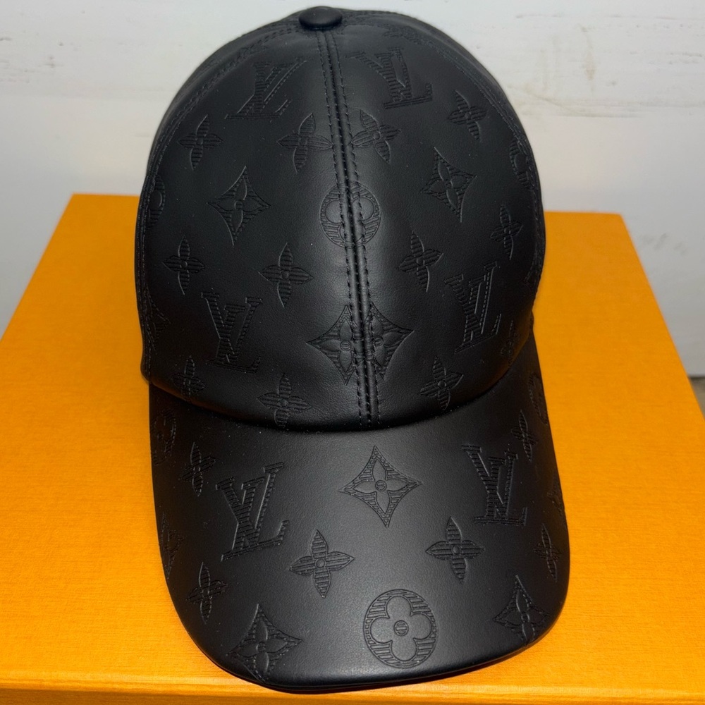 Louis vuitton Size 58 Calfskin Black Monogram Shadow Cap